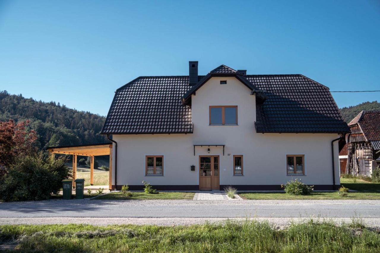 Holiday Home Loz Stari Trg pri Lozu Exterior photo